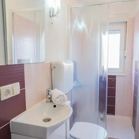 Vila House Petra - - Makarska